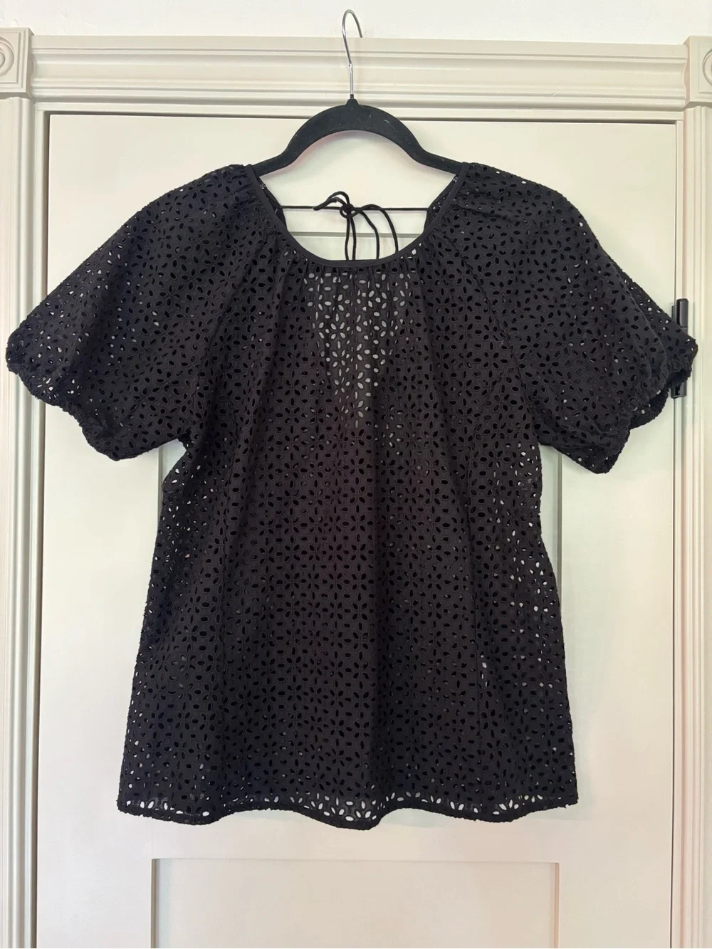 J. Crew Black Eyelet Mesh Cotton Puff-Sleeve Flowy Blouse Size 8
